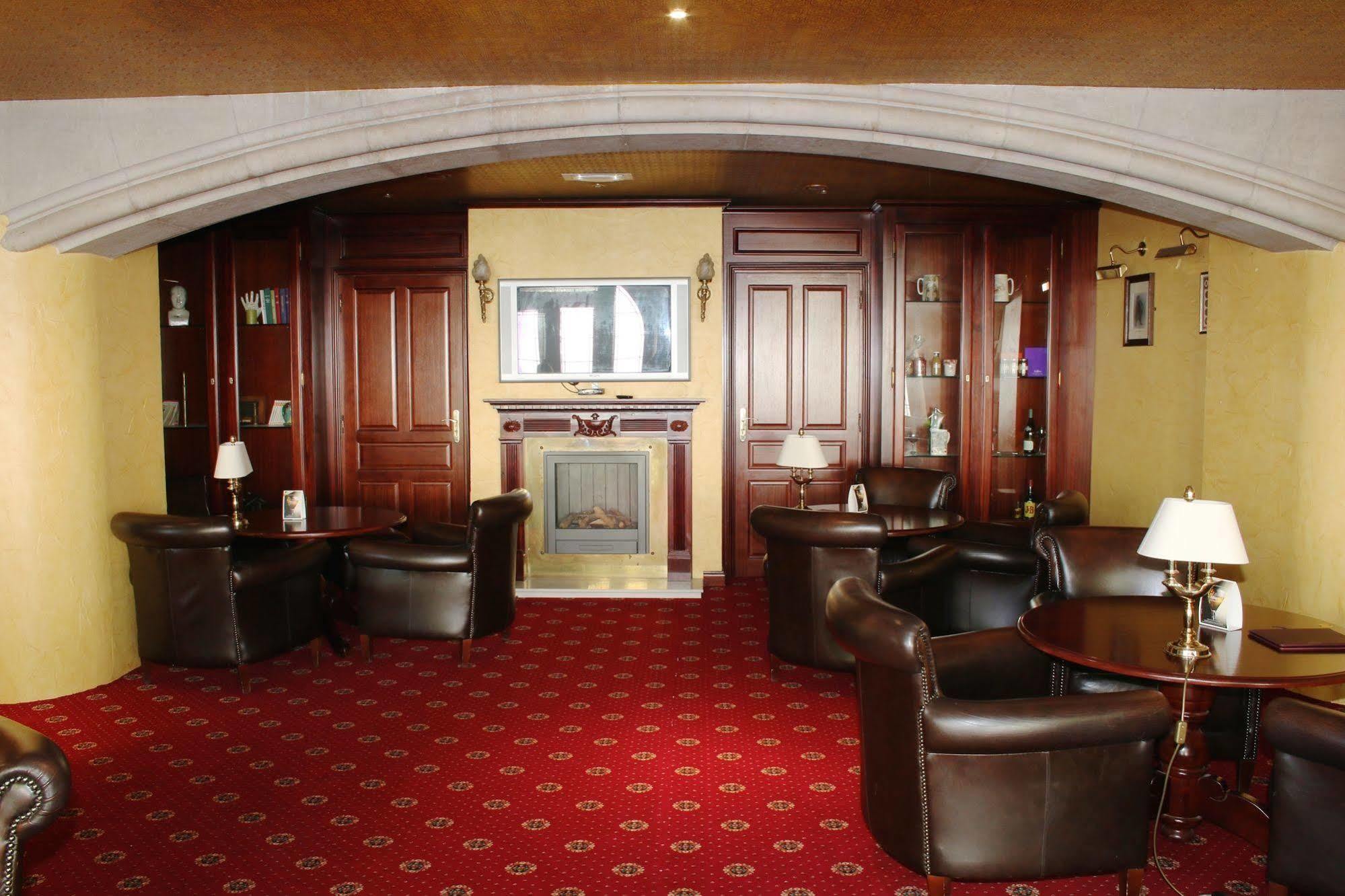 Hotel Normandy 3*